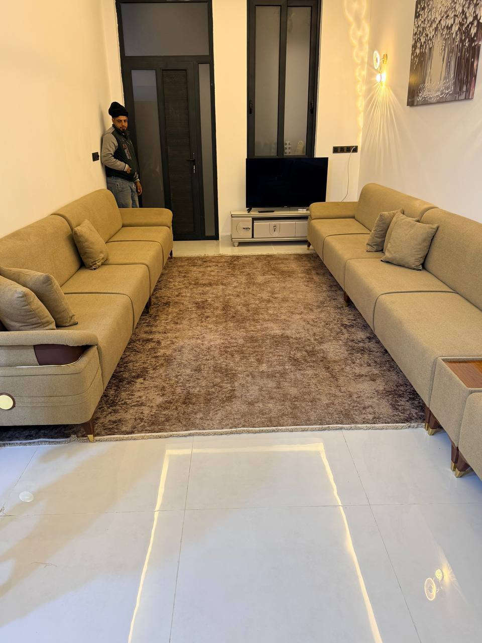 معمل بروف للاثاث 
‏‪***********‬‏
