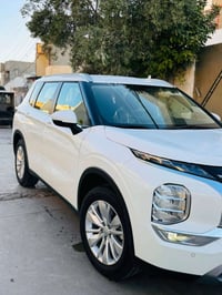 ميتسوبيشي اوتلاندر • ٢٠٢٦ • كالار