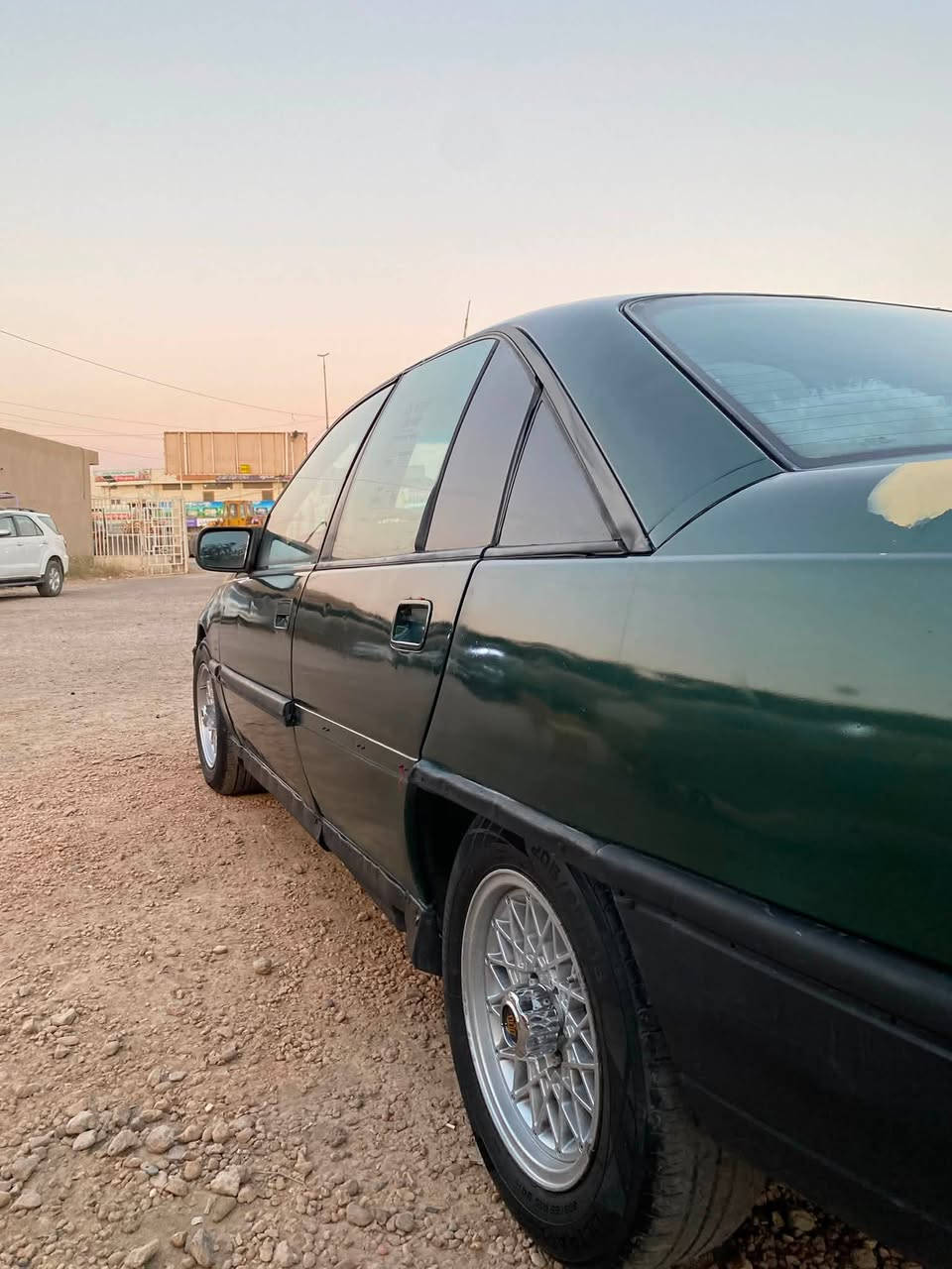 اوبل اوميكا موديل 90 رقم انبار مميز سنويه عضم عاج محرك 2.0 كير عادي مكينه كير اكسل كله كفاله تخم تاير جديد السعر 25 ورقه وبيه مجال بسيط العنوان الأنبار الرمادي شارع الجرايشي قرب مطعم الفلوجه (معرض الغيث المركزي) ***********
