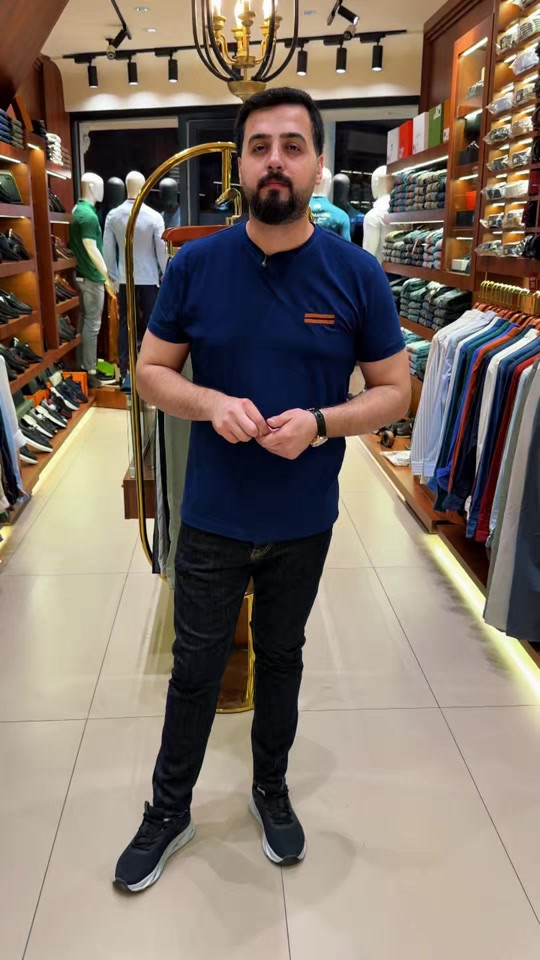 ⁨ قطعة مميزة  بتفاصيل تنحفر بالذاكرة… اذا تعرف تختار راح تختار بلاك دير 🖤 ذوق مختلف وجودة تفرض نفسها 📍 بغداد الكفاح - مجاور مطعم حجي ستار  *********** #سترة#ازياء #ملابس #بنطرون
