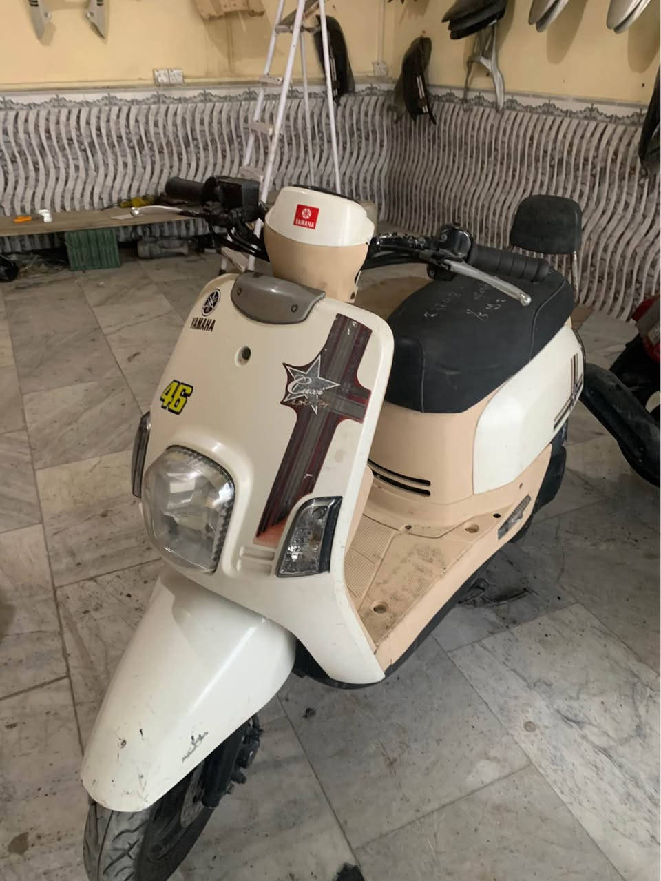 دراجه بوليس نوزل حاويه 
سعر ٩٠٠ وبيها مجال قليل مكان ناصريه 
صالحيه شارع القائد ناصرية, ذي قار


**إذا كنت صاحب هذا الإعلان وتريد حذفه لأي سبب، رجاءا أرسل رسالة إلى الدعم الفني**