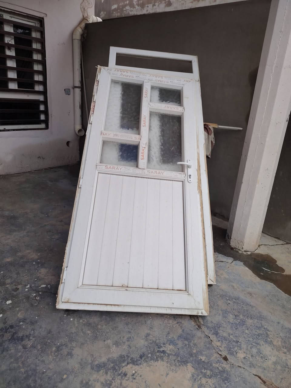 سلام عليكم بوب للبيع ثنين بلاستك واحد حديد بوب جديده ما مستعملات قليل المكان كركوك حي الصناعي ***********
