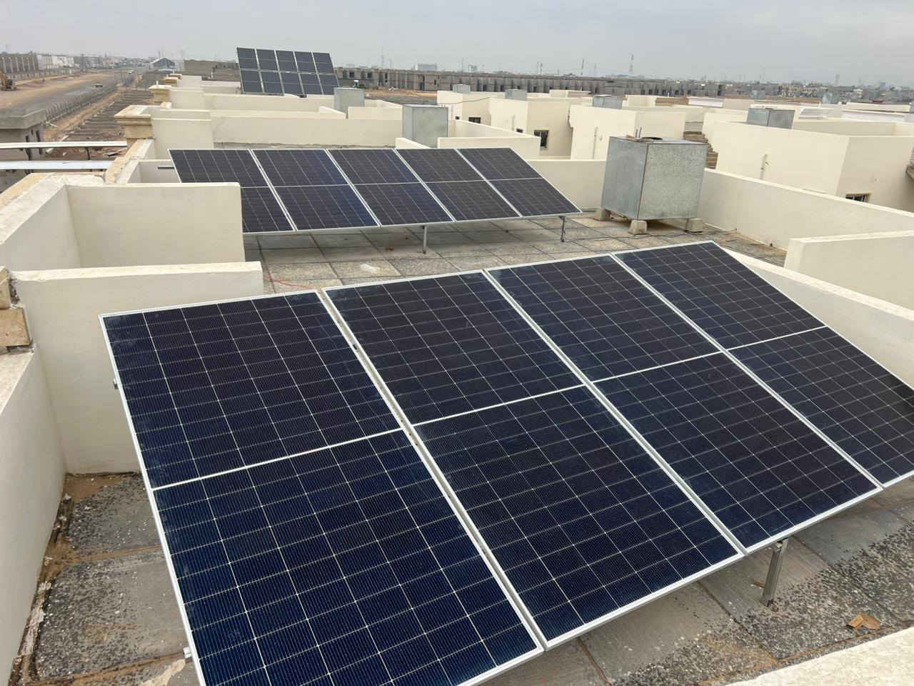 شارعت كوادرنا لتنفذ منضومة لهذا اليوم
أستاذ وائل
تكريت الديوم 
الواح عدد 9
انفيرتر 11KW
AP 65
بطاريه ليثوم 16KW
تنصيب ألواح الطاقة الشمسية ليس عملًا ميكانيكيآ فقط
بل هو مهمة تعتمد على خبرة الكادر، دقة التنفيذ، وفهم حقيقي للمنظومة من حيث المواد الرصينة

الكادر المحترف هو من يضمن: الاستفادة القصوى من الطاقة، استقرار الأداء على المدى الطويل، تقليل الأعطال ورفع كفاءة الاستثمار.

في شركة رياض المنيف واخوانه لحلول الطاقة الشمسية   نؤمن أن قوة أي منظومة تبدأ من الأيادي التي تنفّذها، ولهذا نعتمد على كادر متخصص يعمل وفق معايير مدروسة في كل مرحلة من مراحل التنصيب.

لأن الطاقة النظيفة لا تتحقق بالصدفة…
بل تُبنى بخبرة بشرية حقيقية.

للاستفسار والتواصل المديرالتنفيذي أستاذ رياض
📞 ***********
      ***********
https://www.facebook.com/share/17jWrTtY8z/
في حالة وجود خلل اتصل واتساب وستحل مشكلتك على يد مهندس الكهرباء أستاذ خلف***********
المهندس الفني  ومدير المبيعات مهندس عبدالله المنيف الجبوري 
***********
فرعنا الثاني محافظة صلاح الدين قضاء بيجي منطقة البعيجي بأدارة استاذ وعد
***********
***********
فرعناالثالث ناحية القيارة دورالقاعدة الشارع العام مجمع الصالح التجاري
بأدارة محمد الصالح
***********

#شركة رياض المنيف واخوانه لحلول الطاقة المتجددة
