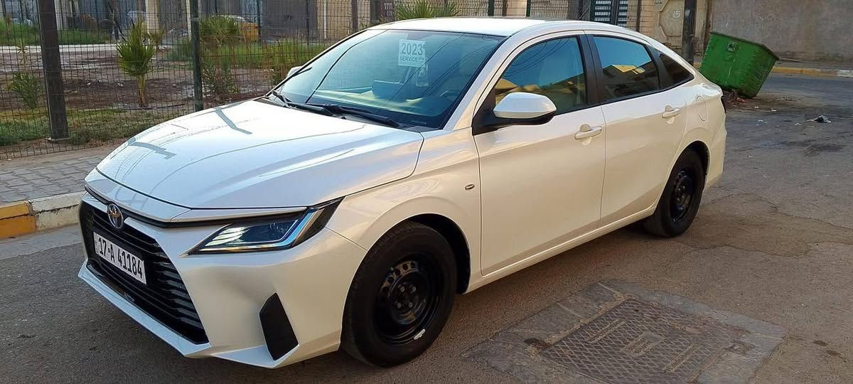 سلام عليكم تيوتا يارس موديل ٢٠٢٣ خليجي مثنئ معوقين باسمنه وكاله عامه محرك ١٦٠٠ ماشيه ٧٤ بيهه طخه جاملغات خلفيه وقبق الجنطه مصلح نفسه والباقي كفاله السعر ١٤٠ وبيهه مجال لاستفسار *********** او *********** الاسيا بي وتساب
