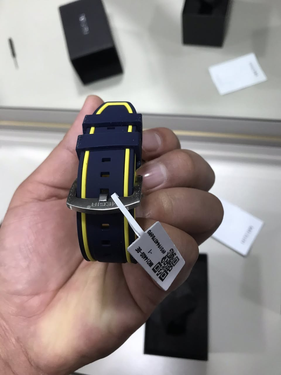 ساعه بهل شكل الي تفيده يخلينه سعر وبالعافيه


**إذا كنت صاحب هذا الإعلان وتريد حذفه لأي سبب، رجاءا أرسل رسالة إلى الدعم الفني**