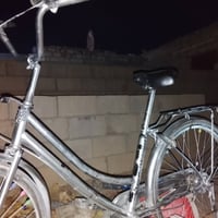 بايسكل • حجم ٢٦ • مكينة عاطلة」「يحتاج تصليح」「سماوة