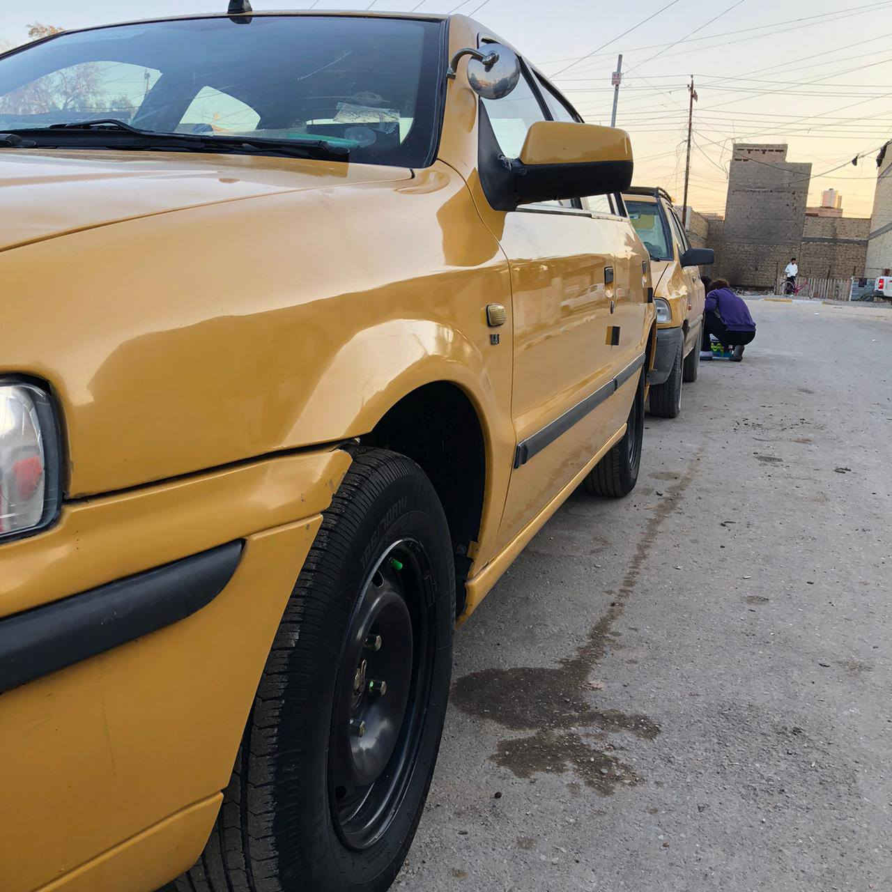 السلام عليكم 
سمند 2010 على وضع الشركه بيهة طخه ب جاملغ السايق فقط 
مكينه وكير كفاله 
كهربائيات شركه 
تبريد ثلج 
تخم تاير جديد 
غرامات وهيئه مصفره 
غراض الشركه مامفتوحات كبات وسويج وكتلوك 
سياره جديده 
السعر 48 وكلشي اكو بلسوك 
***********
مكاني بغداد الحسينيه 
اقرا المنشور وشوف الصور زين واني خادم
