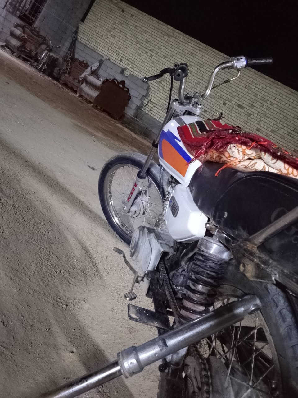 @سلام عليكم دراجه للبيع ارشه
دراجه كامله مكمله الرجل مالته عدي اني ماشاده 
السعر 225بي مجال حك جيه المكان كربلاء طوريج مجسر الامام الحسن(ع)


**إذا كنت صاحب هذا الإعلان وتريد حذفه لأي سبب، رجاءا أرسل رسالة إلى الدعم الفني**