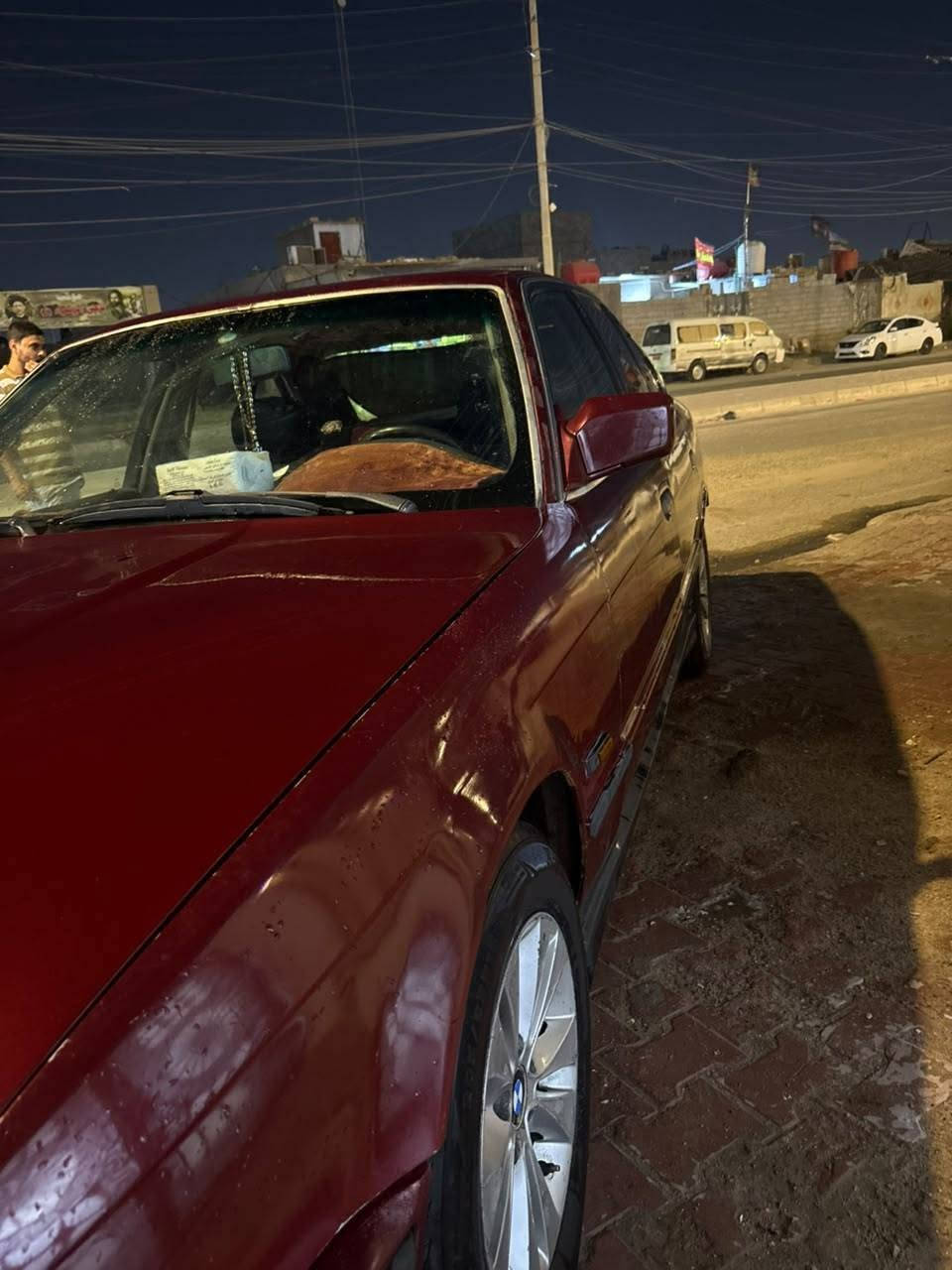 سلام عليكم 520للبيع اومراوس محور 2500بطه 
كير ومكينه مكفولات السعر 28 
***********
