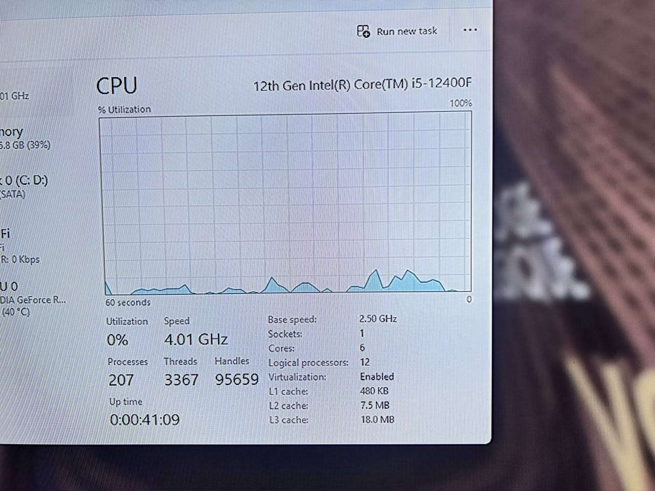 Pc gaming  للبيع
موصفات قويه 

CPU: 12th gen Intel core i5-12400F

MOTHERBOARD: ASUS H610M-K D4

المساحه SSD: SATA 1TB

GPU: NVIDIA RTX 3060

RAM: 16GB 3200

مستعمله قليل جدا ونظافه 100‎%‎
صورها موضحه
كامله مع كيبورد وماوس 

السعر قيم واخد بس سعر معقول

للاستفسار *********** واتساب موجود
