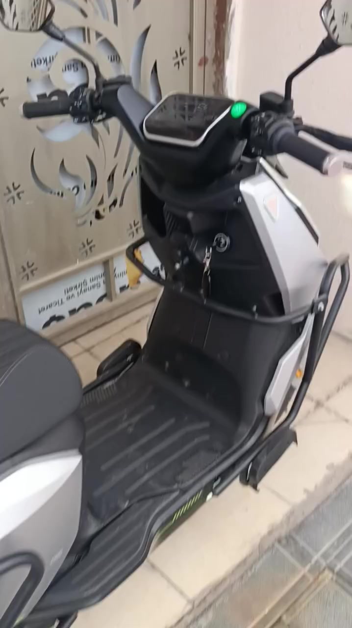 دراجة شحن للبيع ملف2500 6بطاريات زيرو السعرمليون و50الف وبيهة مجال *********** الدراجة اخذتهة قبل7ايام بي ضمان 6اشهر وصل الضمان وياها
