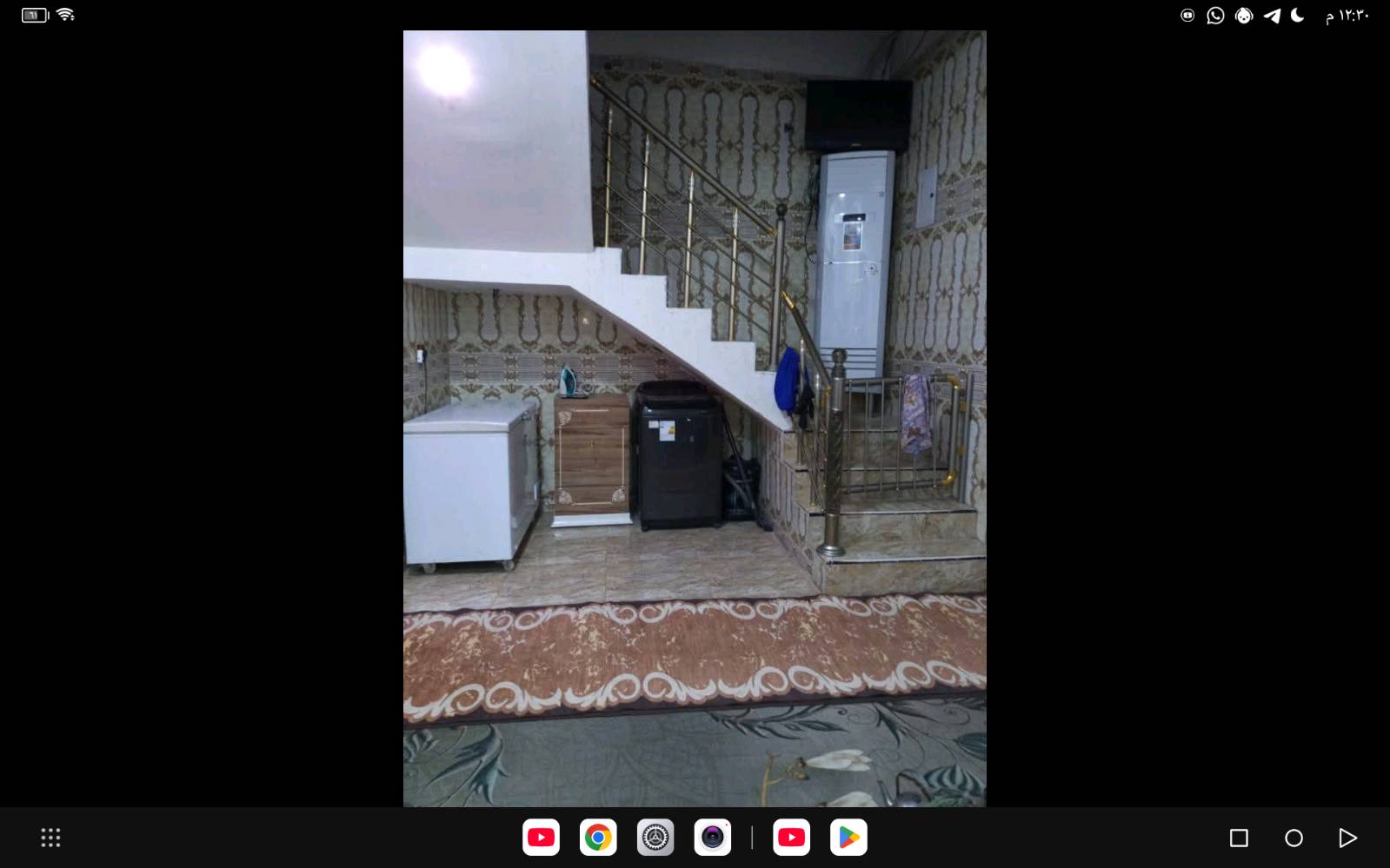 السلام عليكم بيت زراعي للبيع
بناء حديث المساحه 140 في ناحيه زديناويه شارع ابو مهدي المهندس يحتوي البيت على غرفه واستقبال وصاله ومطبخ وصيحات داخليه و خارجيه  بناء طابوگ ويوجد اطاله صطحيه علا البستان
