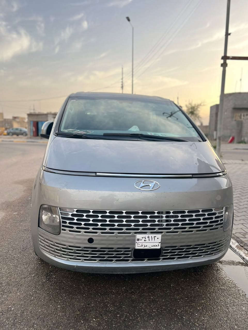 ستاريه للبيع موديل 2025 بيها ضربه خفيفه كدام مال كوريه بيها ارقام جاي اكمل بالمرور صقطتلها سياره رقم  بصره 
سياره فول مواصفات  اصل مشترك فان  
سياقه ذاتيه 
رادارات امامي وخلفي   11 راكب وشاشه معه كار بلي
مرايات تنبيه 
تشغيل عن بعد 
كامرات وره وكدام 
منضومه تبريد كامله جديده 

مكان بصره *********** 
185وبيها مجال للشراي
