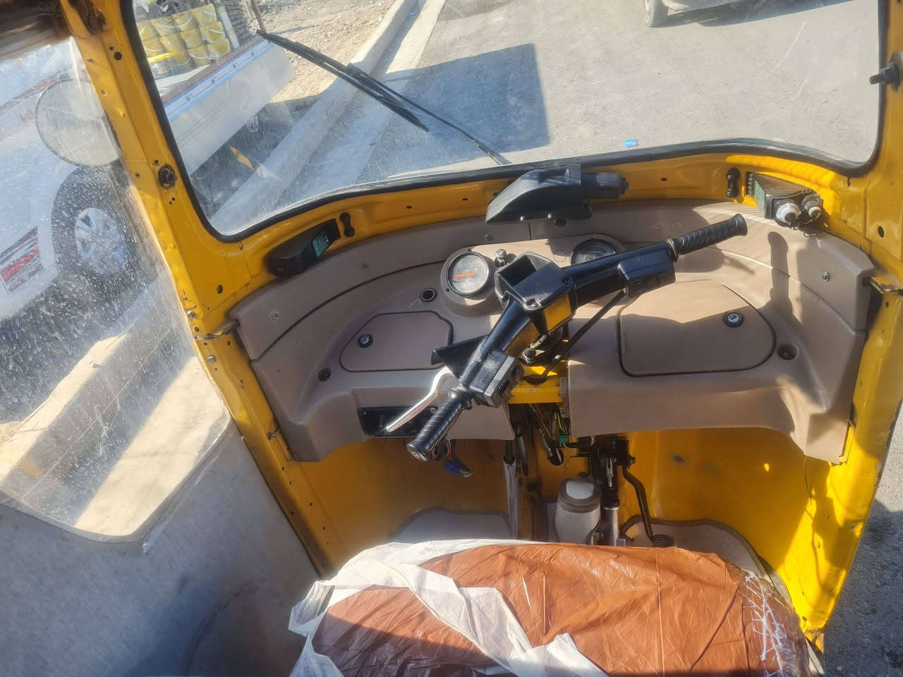 تكتك 20مكفوله شهر 11رقم وسنويه تخم تاير مكينه مفتوحه جديد مامصبوغه  مكاني المشتل السعر خاص خابرني وتدلل *********** أثير ***********
