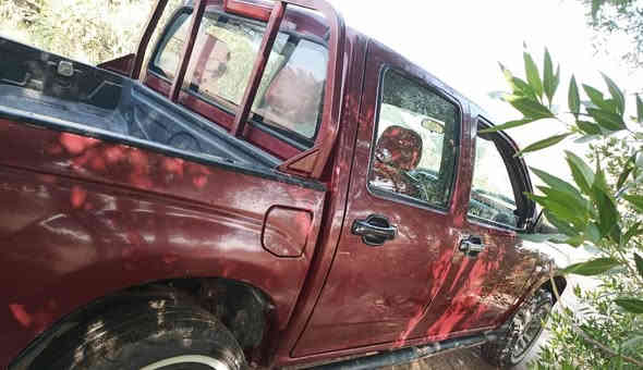 سياره بيكم جنبي 13 بسمي تحويل مباشر  مكفول من الكلبه وظربه كهربائيه كله شغاله السعر 55اوبيه مجال.   ***********
