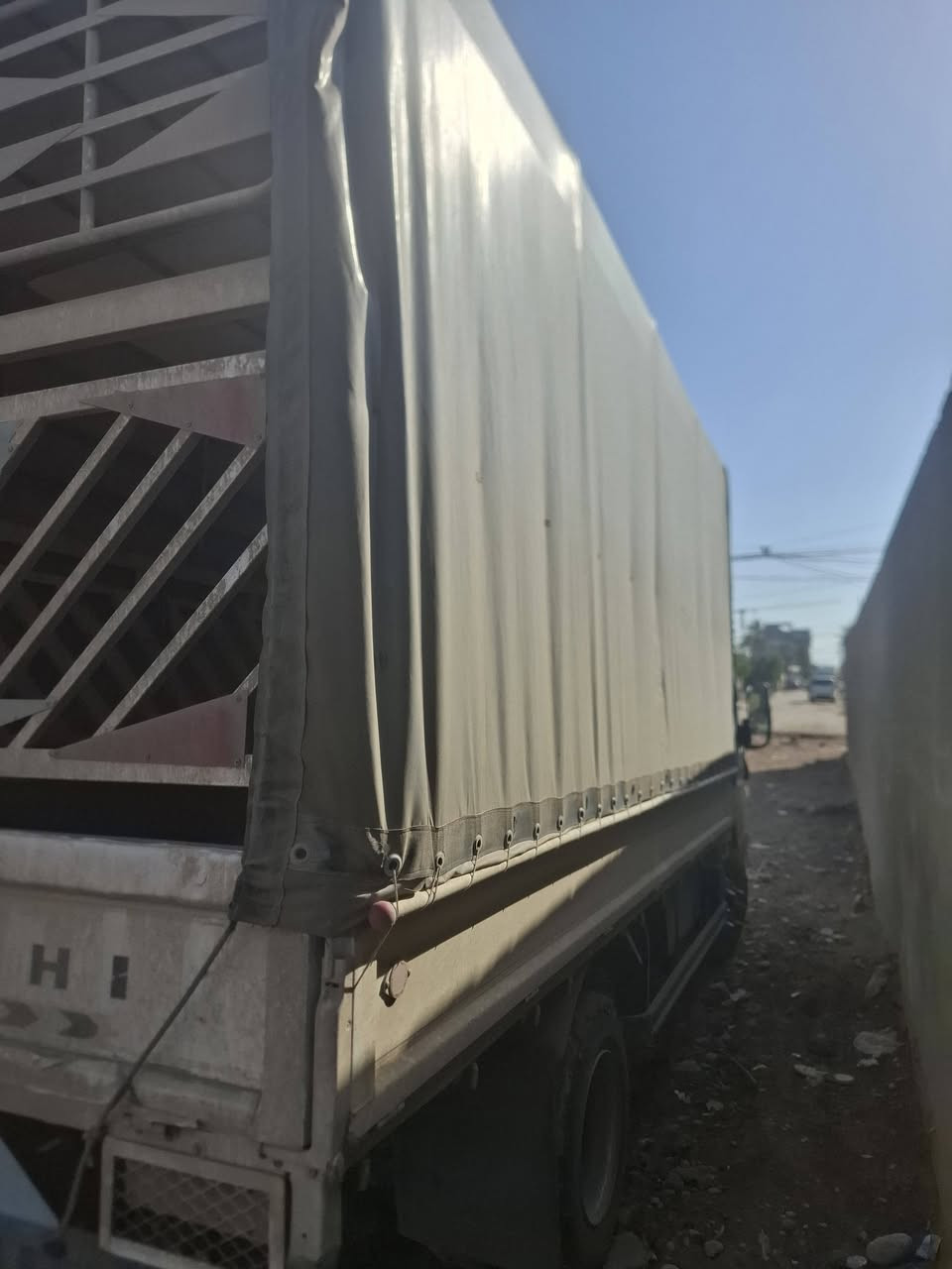 بدي للبيع السعر ١٤ ورقه ***********
