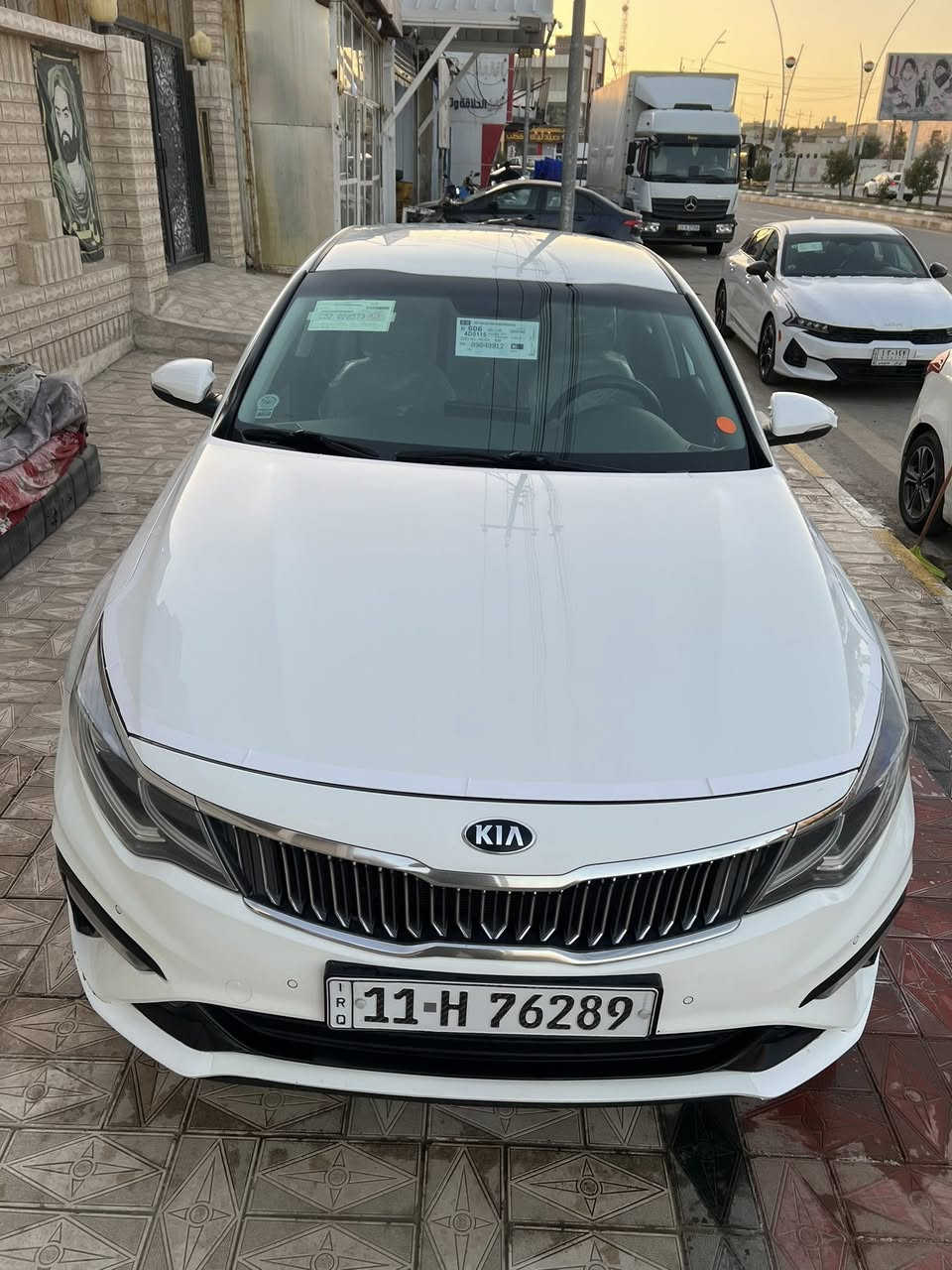 السلام عليكم اوبتيما 2020 خليجي مكفولة كفالة عامه رقم بغداد
مكينة 2400 دوش  ماشيه 110 كيلو. 
السياره نص مواصفات شفتات تبريد قطعتين مري شفط واشاره بالمراية حساسات امامي خلفي تحكم ستيرن جهتين سويچين بيها سياره 
عنواني الناصرية مركز سعرها. 208 وبيها مجال بسيط. 
***********
