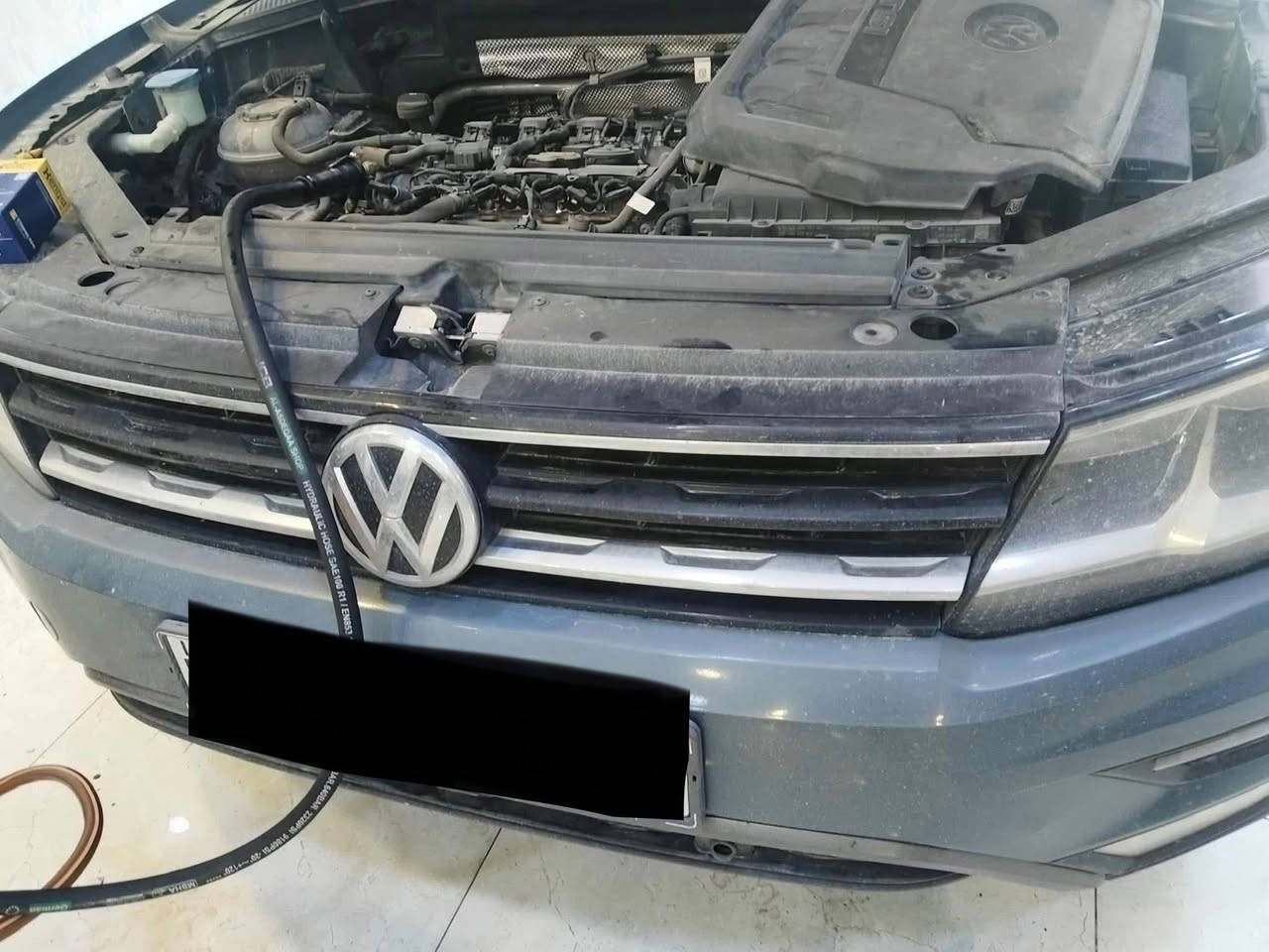 Shireen German Auto Service-  مركز شيرين لصيانة السيارات الالمانية
سلام عليكم 

زبائننا الكرام 

🌹

تبديل دهن محرك مع فلتر محرك اصلي مع فلتر شوتة  لمجموعة من سيارات الفوكس ( اطلس - باسات - جيتا - گولف -تيكوان-بورا  ) حيث ان كل سيارة  لها كود دهن خاص بها ( 508 -504 -502 ) انتبه عزيزي السائق يجب ان يحتوي الدهن على احدى هذه الكودات الخاصة بسيارات الفوكس واگن .

🌹

🌹

‏‎كروب وكالتنا 

https://www.facebook.com/share/g/16oT3VE986/?mibextid=wwXIfr

🌹
🌹

‏‎زبائننا الكرام 

‏‎عروض وكالتنا 

‏‎١- تبديل هيدروليك كير بدون اجور عمل 🚘

‏‎٢- فحص كومبيوتر مجانا في وقت تحتاجه سيارتك الى فحص في حالة تبديلك لدهن المحرك في وكالتنا . 

‏‎٣- فحص للصدر الامامي مجانا في وقت تحتاجه سيارتك الى فحص في حالة تبديلك للدهن المحرك في وكالتنا . 

‏‎كذلك سوف تدخل تلقائيًا في السحبة الشهرية للفلاتر المجانية والسحبة الدهن المجاني كل ثلاثة اشهر. 

‏‎٤-زبائننا الكرام 

‏‎العرض الجديد من وكالتنا 

‏‎في حالة زيارتك لورشتنا سوف تدخل تلقائيا بالقرعة الشهرية الجديدة . 

‏‎وسوف تحصل بها على اجور عمل مجانية لاي صيانة تقوم بها في المستقبل حتى وان كان تعمير محرك 

‏‎🏆  العرض الجديد : 

‏‎٥-تبديل هيدروليك كير مجاني ( قرعة كل ثلاثة اشهر )

🌹
🌹

موقع شركتنا الجديد

‏https://maps.google.com/?q=36.168079,44.011108

‏‎‏‎شركة شيرين ( وكالة فولكس واگن & سكودا) 

‏‎شارع ملعب فرنسو حريري اذا من جهة شارع  60  - قرب نقليات بغداد ( كراج بغداد) - بالقرب من مرطبات 9* 9 

***********-***********

‏‎الوكالة الالمانية الوحيدة في العراق 🇩🇪

#erbil #kurdistan #iraq #Mosul #volkswagen
