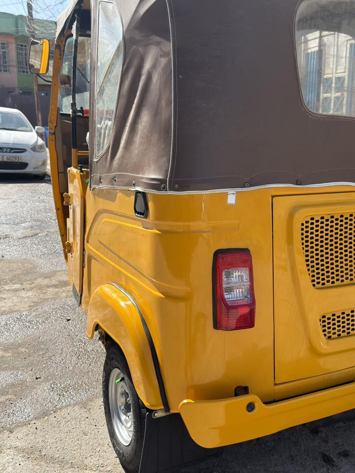 ‏سلام عليكم موديل 21 عنواني بغداد الحبيبة رقم بغداد إنجليزي***********💛
