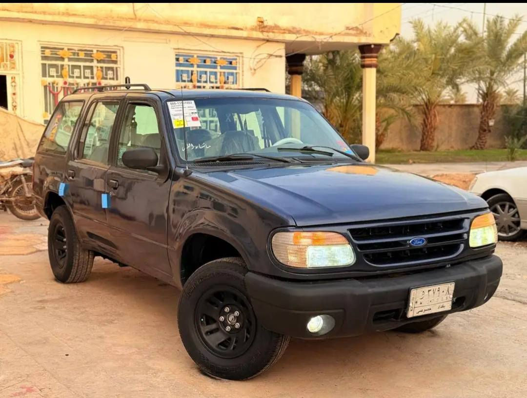 السلام عليكم للبيع فورد اكسبلور 1998 لون نيلي مكينه VVT-l فيشه وبطل مكينه وكير وحداديه بالكارتون تخم تاير جديد كهربائيات كلها شغاله غرفتها جديده منضومه زنون جديده رقم بغداد مشروع وطني  السياره مكفوله من الضربه بيها صبغ عام للجماليه اثر جراد فقط السياره جاهزه ما بيها أي نقص السعر 53 بيها مجال عنوان بابل الحله *********** اثير***********
