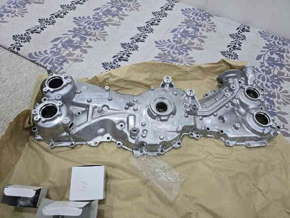 يوجد لدينا وجه محرك 

تيوتا جي ار 86_2020_2024

حجم الوجه _2400

جديد بل كارتون شركت جيهان 

أمريكي 

*********** _بي واتساب
