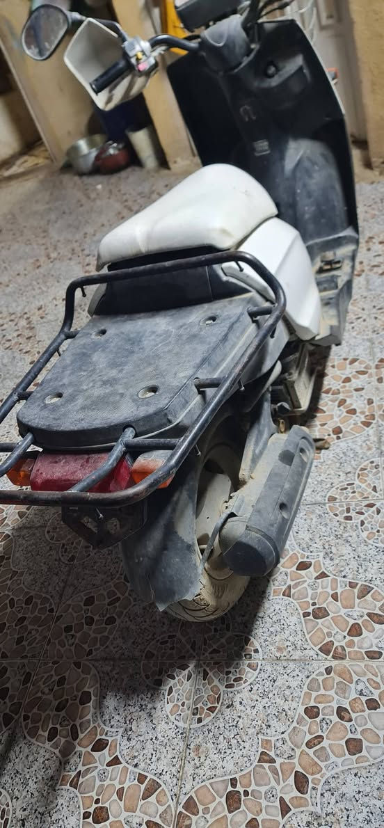 بيكم نوزل لطش الهندر وتركتها
ابيع كوم حديد قيم واخذ بالي يرضي الله


**إذا كنت صاحب هذا الإعلان وتريد حذفه لأي سبب، رجاءا أرسل رسالة إلى الدعم الفني**