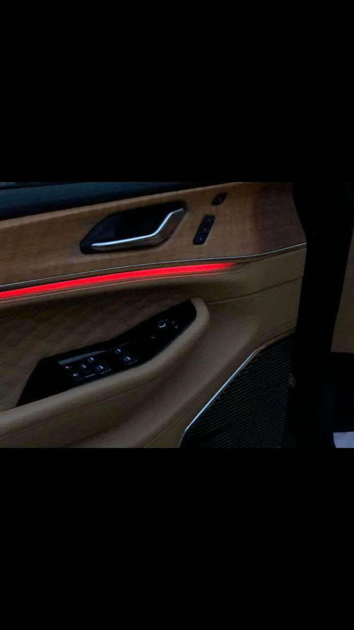 جيب جراند شيروكي سُمِّت (Summit) 2021 – وارد أمريكي

🔹 تقرير غرق
🔹 الغرق بالدوسة فقط – السيارة كانت تعمل داخل أمريكا
🔹 مكفولة
🔹 مغلفة نانو أمريكي
🔹 رقم بغداد
🔹 السعر: 38،000$ قابل للتفاوض بالمعقول

الموديل: 2021
المحرك: V6 سعة 3.6 لتر
الدفع: رباعي 4x4
المقاعد: 7 ركاب
المواصفات: فول فول – جميع الأنظمة باللغة العربية

أبرز المواصفات:
 • نظام تعليق هوائي (جكات)
 • رادار أمامي + مانع تصادم
 • قيادة ذاتية بالمُنحنيات
 • تحذير الخروج عن المسار
 • تحذير النقطة العمياء
 • تحذير التقاطعات وتجاوز السرعة
 • نظام استشعار تعب السائق مع توقف تلقائي
 • رؤية ليلية + تصوير حراري
‏ • Head-Up Display (عرض المعلومات على الزجاج الأمامي)
 • 4 كاميرات خارجية مع بخاخات تنظيف
 • كاميرا داخلية
 • شاشات:
 • شاشة رئيسية 10.1 إنج
 • شاشة للراكب الأمامي
 • لوحة عدادات رقمية 12 إنج
 • نظام GPS + عرض الخرائط على لوحة القيادة
 • نظام صوت McIntosh مع 19 سماعة
 • شاحن موبايل لاسلكي
 • إنارة داخلية محيطية LED متعددة الألوان
 • مقاعد جلد طبيعي فاخر مع تطعيم خشب طبيعي
 • مقاعد أمامية كهربائية مع ذاكرة + مساج
 • تبريد وتدفئة للمقاعد الأمامية والخلفية
 • ستائر خلفية
 • مكيف خلفي (3 مناطق) مع تحكم مستقل
 • تشغيل عن بعد
 • دخول ذكي + بصمة 5 أبواب
 • صندوق خلفي كهربائي + فتح بحركة القدم
 • مرايا تعتيم ذاتي + طي كهربائي
 • تدفئة مقود
 • حساسات أمامية وخلفية
 • مانع تصادم خلفي
 • جنوط قياس 21 إنج
 • سقف بانوراما
 • تخم تاير جديد

📞 ***********
📱 واتساب متوفر البصرة, العراق
