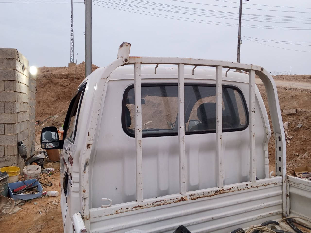 سلام عليكم كية موديل 2007مكفولة من لاضربة ولا مكينة 3000     صبق مكينة لاتبخير ولا تنقيص كير وكسن خير من الله سياره  رقم انبار سعر 80 وبيهة مجال للطيبين مكان سياره انبار خالدية ***********
