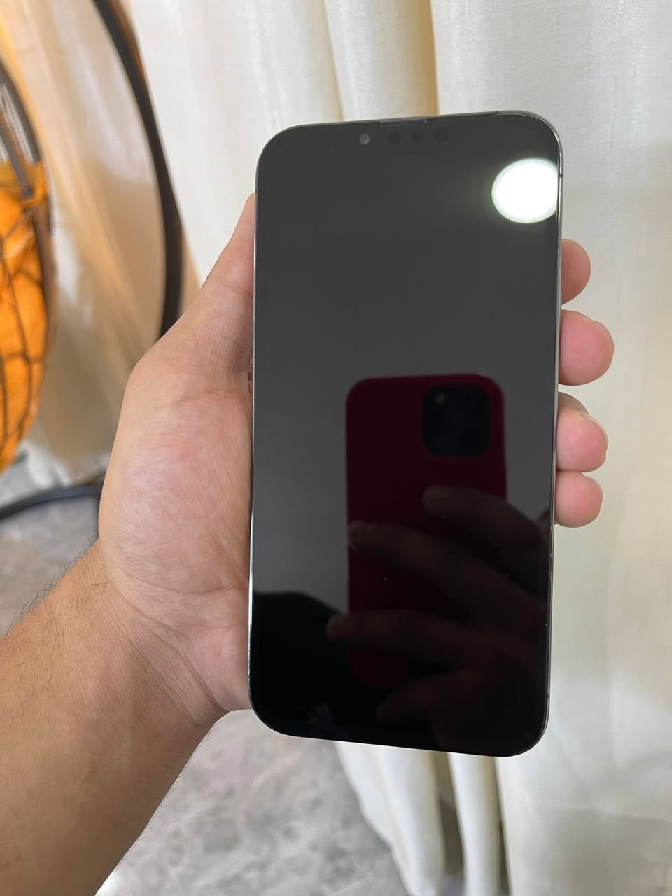 السلام عليكم 

ايفون iPhone 13 Pro Max  مبدل الشاشة فقط الذاكرة 256 بي فطر قليل بالظهر بالصوره مبين بسيط السعر 480 وبي مجال بسيط
بطارية/82
العنوان :بغداد  
***********
متواجد واتساب
