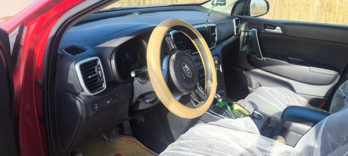 السلام عليكم  اسبورتج 2020
السياره نضيفه كلش حادثه جمالغ وبنيد مكفوال شواصي لغود
 كير   مكينه  مكفوال  السياره نضيفه كلش  رقم بغداد 
السعر 158 مكان السياره بابل  ***********
