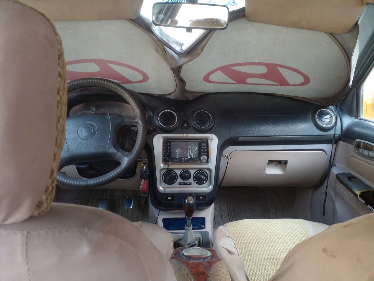 جيلي ck تكسي للبيع رقم احمر ابيع واقع حال السياره جاهزه محرك وكير وكهربائيات كلها شغاله السعر 15 وبيها مجال الاتصال علئ رقم 📱 *********** والخاص مفتوح
