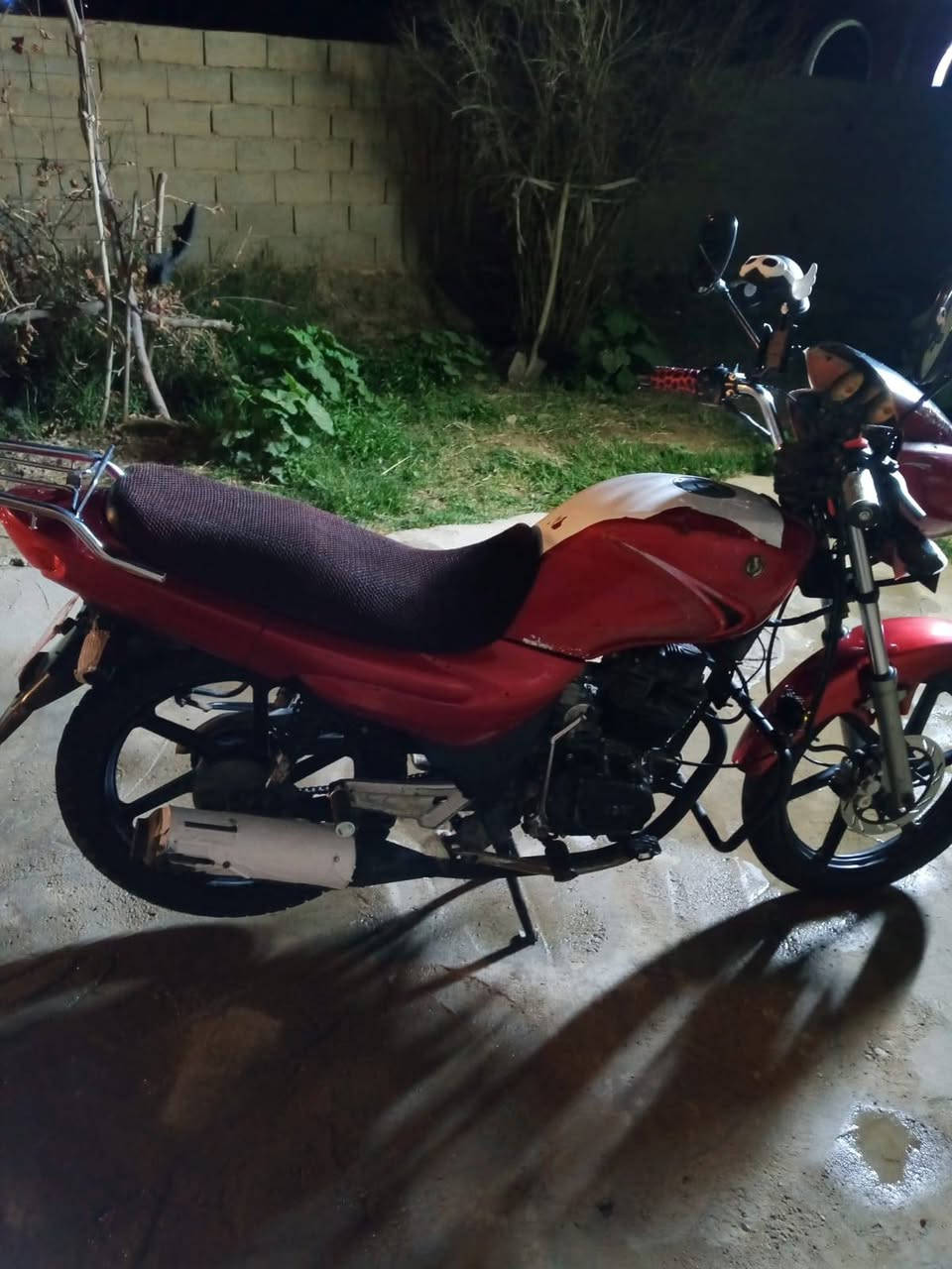 موطور سايم مگمرگ اي نقص مابي عنواني القريه العصريه السعر 750وبي مجال شي بسيط ***********
