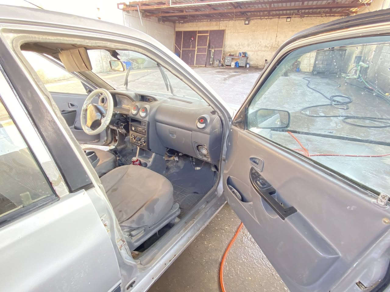 سايبا موديل 2012
رقم نجف باسمي سنوية نهاية 26
مكينة كير خير من الله
 
حدادية وسط تاير وسط 
كهربائيات كله شغالة 
التبريد فقط غاز 
السعر 25
مكان السيارة الناصرية الغراف


**إذا كنت صاحب هذا الإعلان وتريد حذفه لأي سبب، رجاءا أرسل رسالة إلى الدعم الفني**