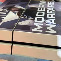 بلي فور • مهكر • اسكان