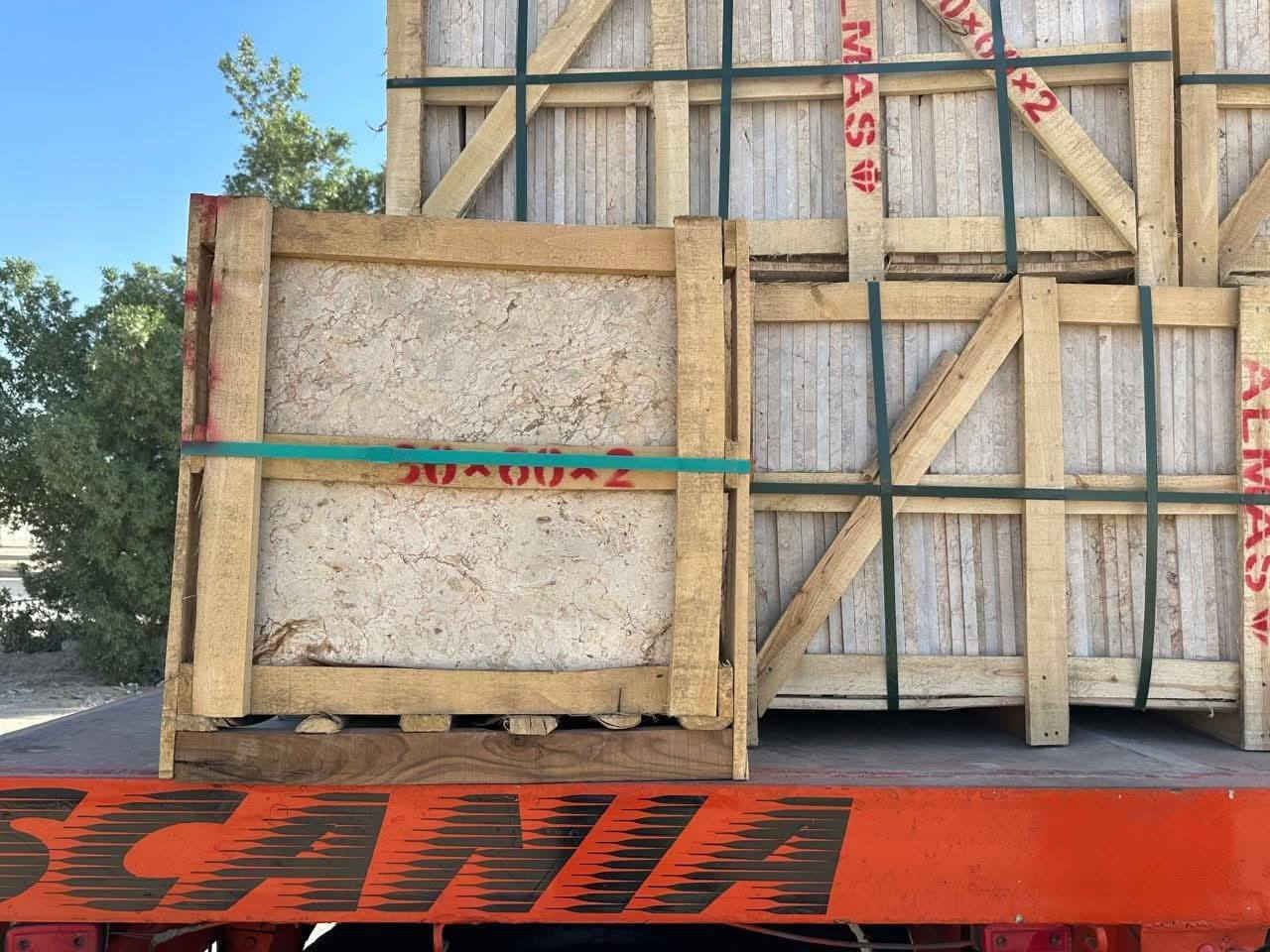 #_تحيه_طيبه_زبائننا_الكرام 
⚫ يعلن معرض المنار للمرمر  عن تجهيز #_المرمر الايراني ذو مواصفات عالية  الجودة 💯
⬅️ملاحظة يوجد خدمة توصيل لكل المحافظات وبأسعار حسب الكميه 
⬅️النوع مرمر ايراني  ميناتور شرط سوبر ممتاز  
⚫ السمك  2mm والقياس 30×60
🟢سارعو بالحجز قبل نفاذالكميه 
⚫ مستعدون لتجهيز المشاريع الحكومية والأهلية والمكاتب في جميع المحافظات وبأسعار الجمله مناسبة جدا 
 السعر 💵11.5

17.250 عراقي  
سمك 2cm  لمعه فول سمك فول 
للحجز والاستفسار مراسلة الصفحة أو الاتصال على الارقام/‏‪***********‬‏/
