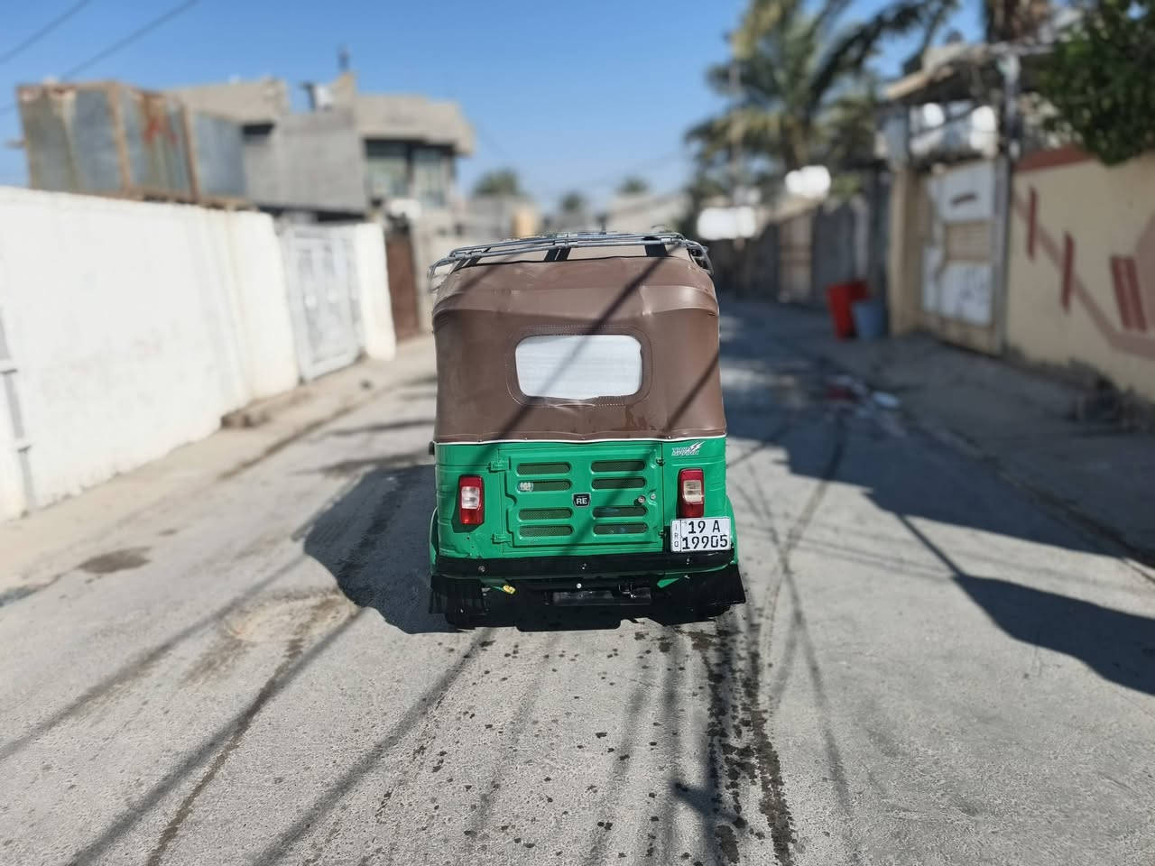 سلام عليكم  تكتك موديل ٢٠شعر ١٢تكتك مكفولة  رقم كربلاء بسمي تكتك مجنبزة  دوشمة كاعيات سيباية بوري  تكتك مكينة مكفولة تنقيص تبخير تكتك كاعدة خير من اللة مكان ديالى خان ***********
