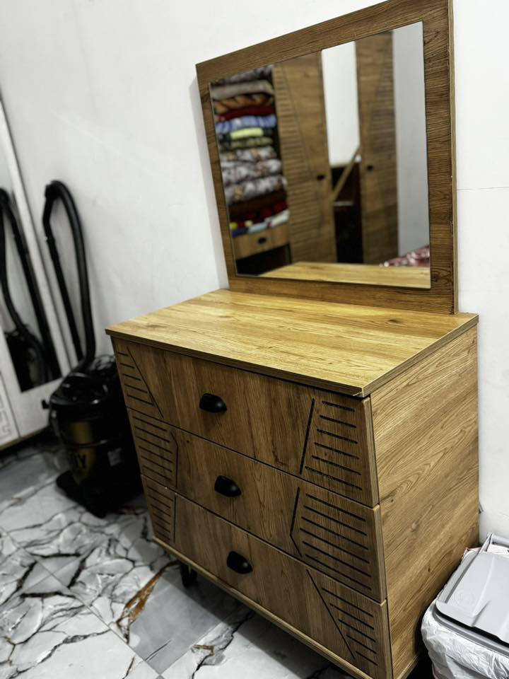 مكلف بالنشر 
للبيع 
لللستفسار الاتصال بالرقم التالي 
***********
