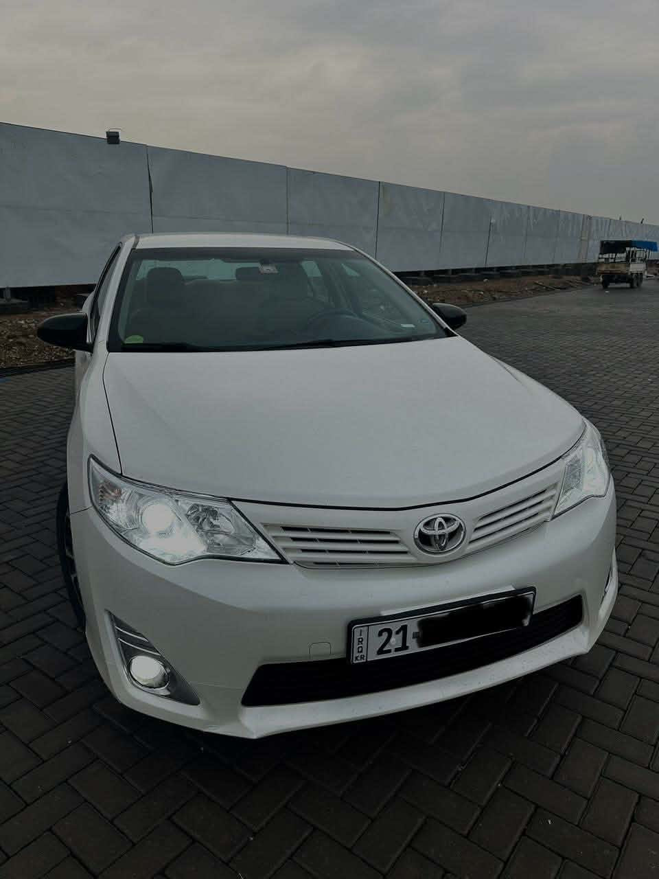 تـــــویوتا کامری خەلیجی 
مـــــۆدیل 2014
ڕەنـــــــگ سپی 
یەک دەرگای بۆیاخەو بستەک PDR
147 هەزار کیلۆمتر ڕۆشتوە
هەموو گێانی بە شەرەتەو ماڵی دۆستە سێر ڤسی کاملی بۆ کراوە 
بەناوی خۆمەوەیەو سەیارەی ماڵە

ناونیشان کلار بەردەسور 
***********
