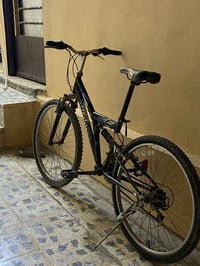 بايسكل جبلي • مقاس 26 • جديد وكامل