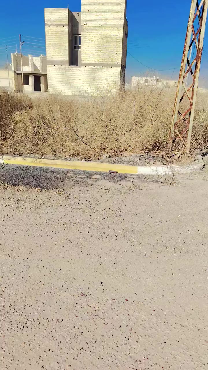 السلام عليكم قطعة أرض للبيع مساحة 100 متر مربعة ركن 10 في 10 الموقع جزيرة بغداد السياحية فرع ماجد الحميد للتواصل ***********
