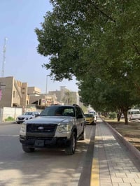 فورد اكسبلور 2007  مزاد وزاره داخليه ترقيم مجاني  سيارة محور مكينة 300...