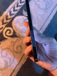 13 برو ماكس ذاكره 256 وتر مامفتوح  بطاريه خدمه 76 مايصرف صرف طبيعي   ض...