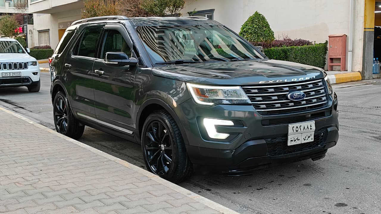 سلام عليكم
فورد اكسبلورر ٢٠١٦ محرك ٦ سلندر ٣.٥ تنفس طبيعي مواصفات XLT فور ويل امامي و خلفي حساس و ليد داخل اصفر ٧ راكب بصمة و شغال شاشة كبيرة و گير ستيرن ٣ قطعة صبوخ بدون دواخل بدون ارباك سيارة باسمي سعر 157  ورقة  مكاني سليمانية رقم تلفون ***********
