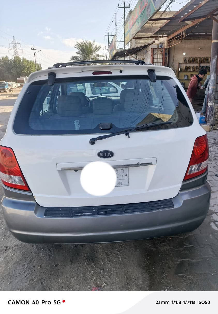 السلام عليكم
للبيع سورنتو الموديل ٢٠٠٥ 
محرك وكير جدد
تبريد على السويج
تخم تاير جديد
حداديه جديده 
كهربائيات كله شغاله
رقم بغداد تحويل مباشر
مكفوله من الضربه القويه
السعر ٨٠ وبيه مجال
مكان السياره نجف رقم الهاتف ***********
