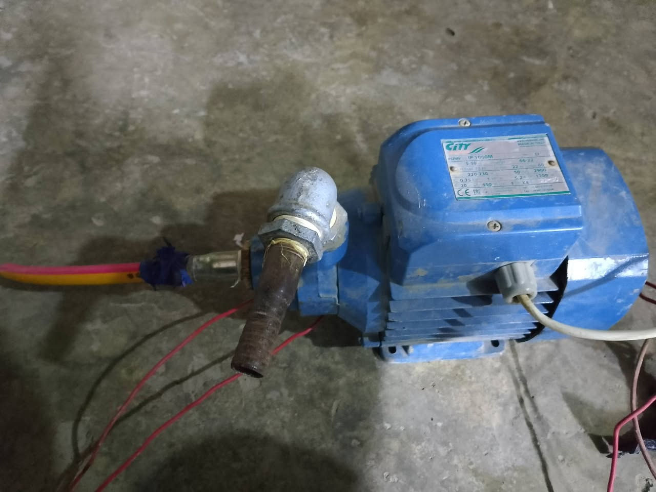 ماطور ماء للبيع السعر 40 الف الرقم***********
