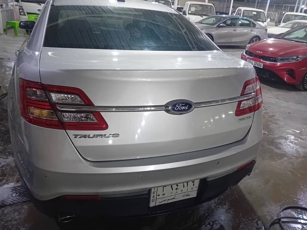 السلام عليكم
فورد تورس 2014 فول عدا فتحه السياره الضربه موضحه بصور 
بأسمي تحويل مباشر،فقط مكينه مجفته 
السعر ١١٦ وبيها مجال 
تخم تاير جديد 
***********
***********
 تعجبك اتصال استفسار اتصل والكل بي خير وتدللون 
مكانها بغداد
