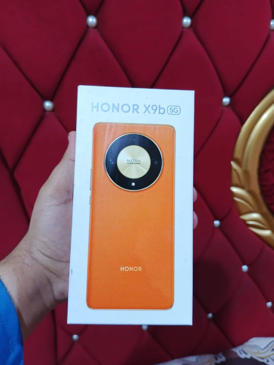 السلام عليكم شباب تليفون للبيع هونر x9p الجهاز نضيف كلش ماصارلي هواي من اخذته اقل من شهر اخذته ب400 رايده قفل 300 ذاكرته 256 كارتونه وياه وشاحنته الصليه هم ويا مكاني الزبير قرب حي الندلس ***********
