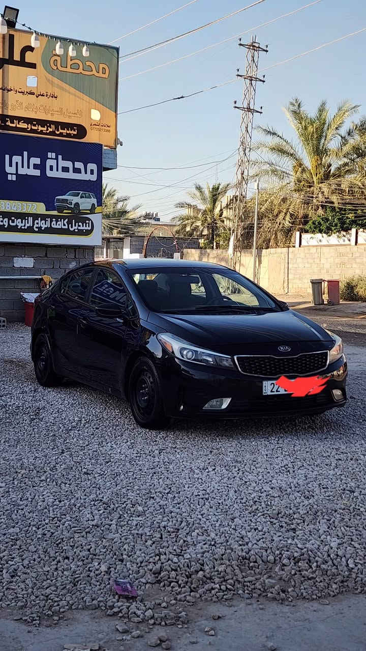 كيا فورتي موديل 2017 للبيع بدون ايرباك (رقم أربيل الجديد باسمي )
📍مكان السيارة بابل_ المسيب
​السيارة نظيفة جداً وجاهزة من كلشي 
• ​الموديل: 2017
• ​اللون: أسود ملكي
• ​المواصفات الداخلية: تحكمات ستيرن كاملة.
• ​ ماشية130 ألف فقط.
• ​المحرك والكير: مكفولات  
• ​الشاصي واللغد: مكفولات تماماً 
• ​الحادث سطحي : موضح بالكامل بالصور المرفقة. (للعلم: البنيد والجاملغ جهة السايق مبدلات نفس اللون . 
• ​الرقم والسنوية: رقم أربيل الجديد (الرقم الشمالي المحدث)، السنوية هزة وفعالة لغاية سنة 2030.
• ​التحويل: السيارة باسمي تريد تحويل تريد وكالة اني حاضر (ملاحضة السيارة بيها طعجة بالهلال مال جاملغ ناشر صورة الها مامصلحها  والجهة الاخرى بالهلال مال الجاملغ مقدار شبر اكو صبغ ) 
السعر : ١٠٥ وبيها مجال بسيط حك الجية 
• رقم الهاتف وتساب ***********
