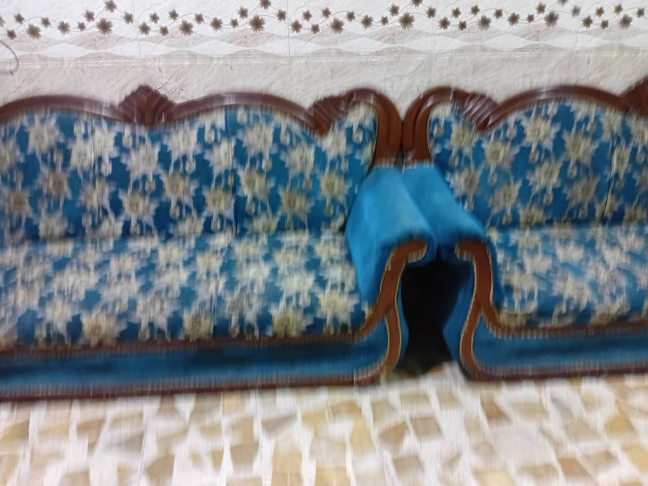 تخم نظيف نجاره العنوان بابل حي الجزائر ***********

