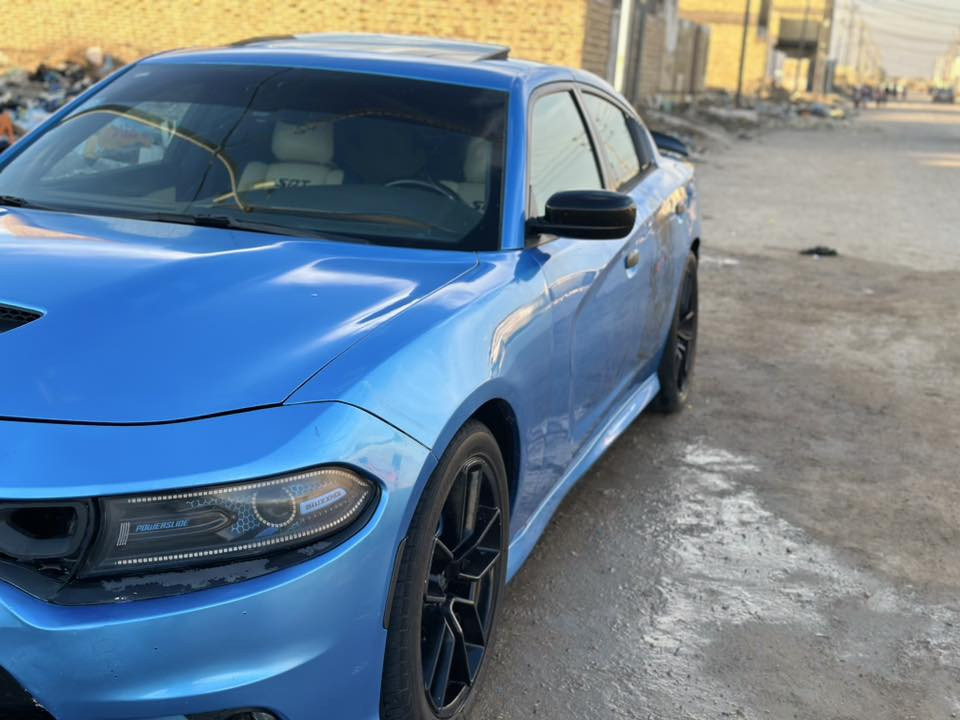 RT…V8 …5700
موديل2016 اصل
رقم بغداد
عليهه كت SRT 
ويل تو سايز اصلي
مكينه جديد 
سستم صوت دبات تحكم تفتح صوت وتقفل
حداديه امامي قبل شهر بدلت +زوج تايرات امامي
فتحته.. خزن ميموري 
عليهه برمجه 
حادثه امريكا موجود  باقي تفاصيل وسونار  خاص 
سعر…168$
📞***********
